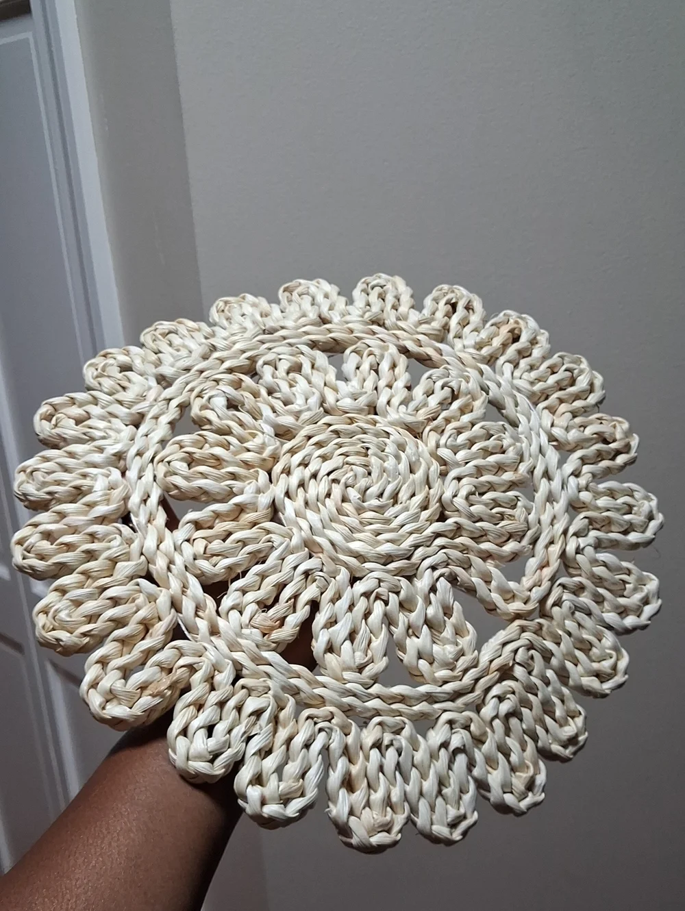 Handmade Woven Round Placemat - Natural Cream & Tan Set Of 6